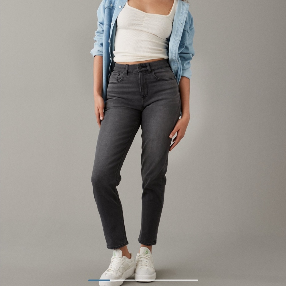 AEO Stretch Curvy Mom Jeans 4R